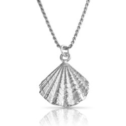 Seashell necklace in sterling silver Seashell necklace in sterling silver