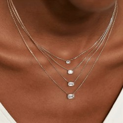 Square solitaire necklace in 18k gold plated silver