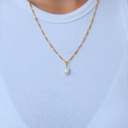 Figaro chain with baroque freshwater pearl Figaro chain with baroque freshwater pearl