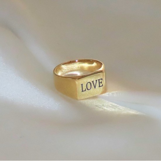 engraved rectangle ring - 18k gold plated 