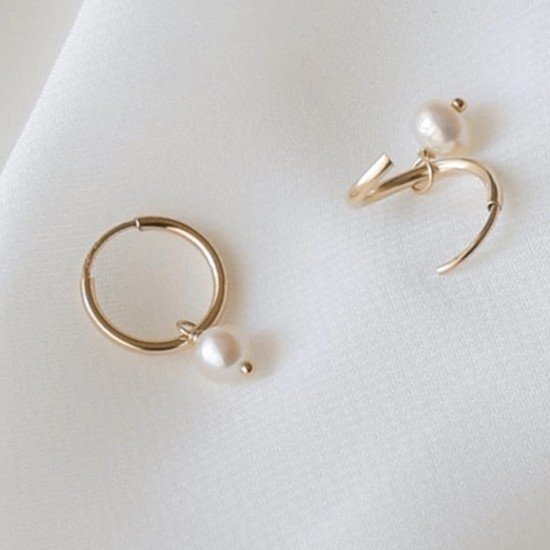 Pearl hoop earrings in 14k gold filled 