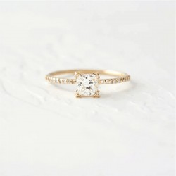 Gold plated silver cz ring Gold plated silver cz ring