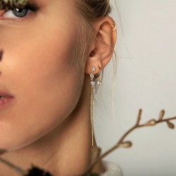 Drop earrings with snowflakes flowers zircons in 18k gold plated silver Drop earrings with snowflakes flowers zircons in 18k gold plated silver